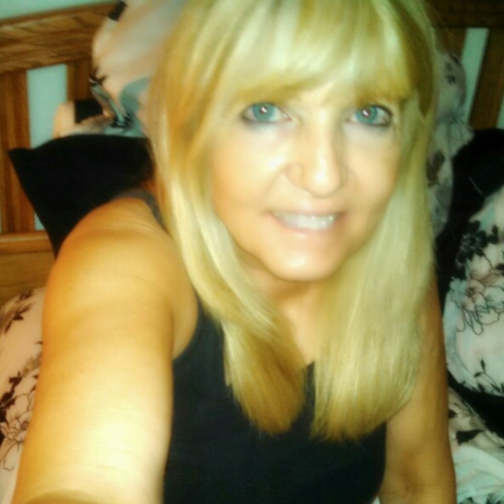 Meet your Posher, Teresa